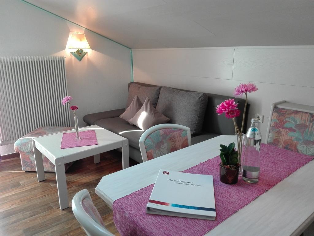 Appartement Haus Monika à Oetz Extérieur photo